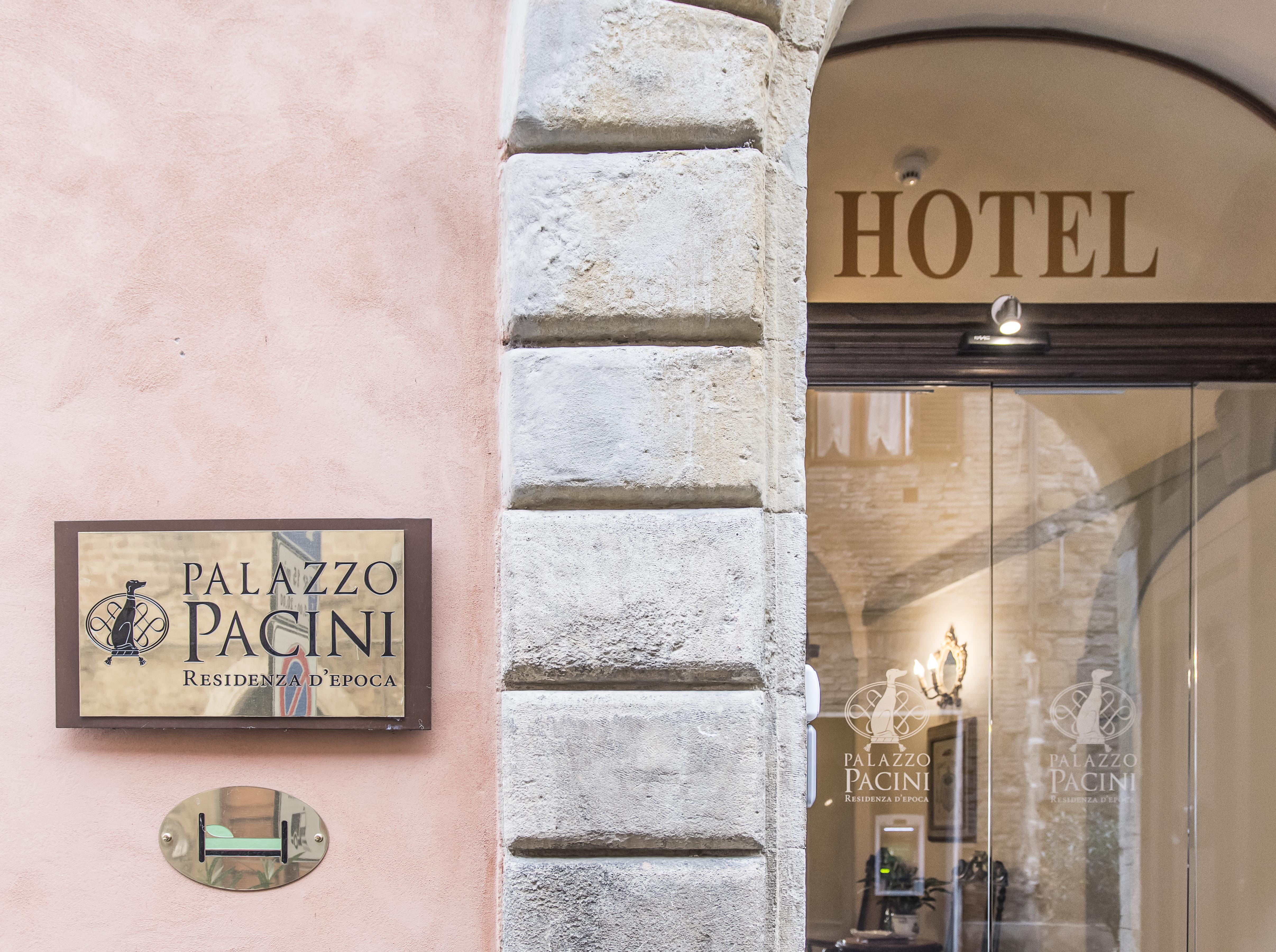 Готель Palazzo Pacini Колле-ді-Валь-д'Ельса Екстер'єр фото