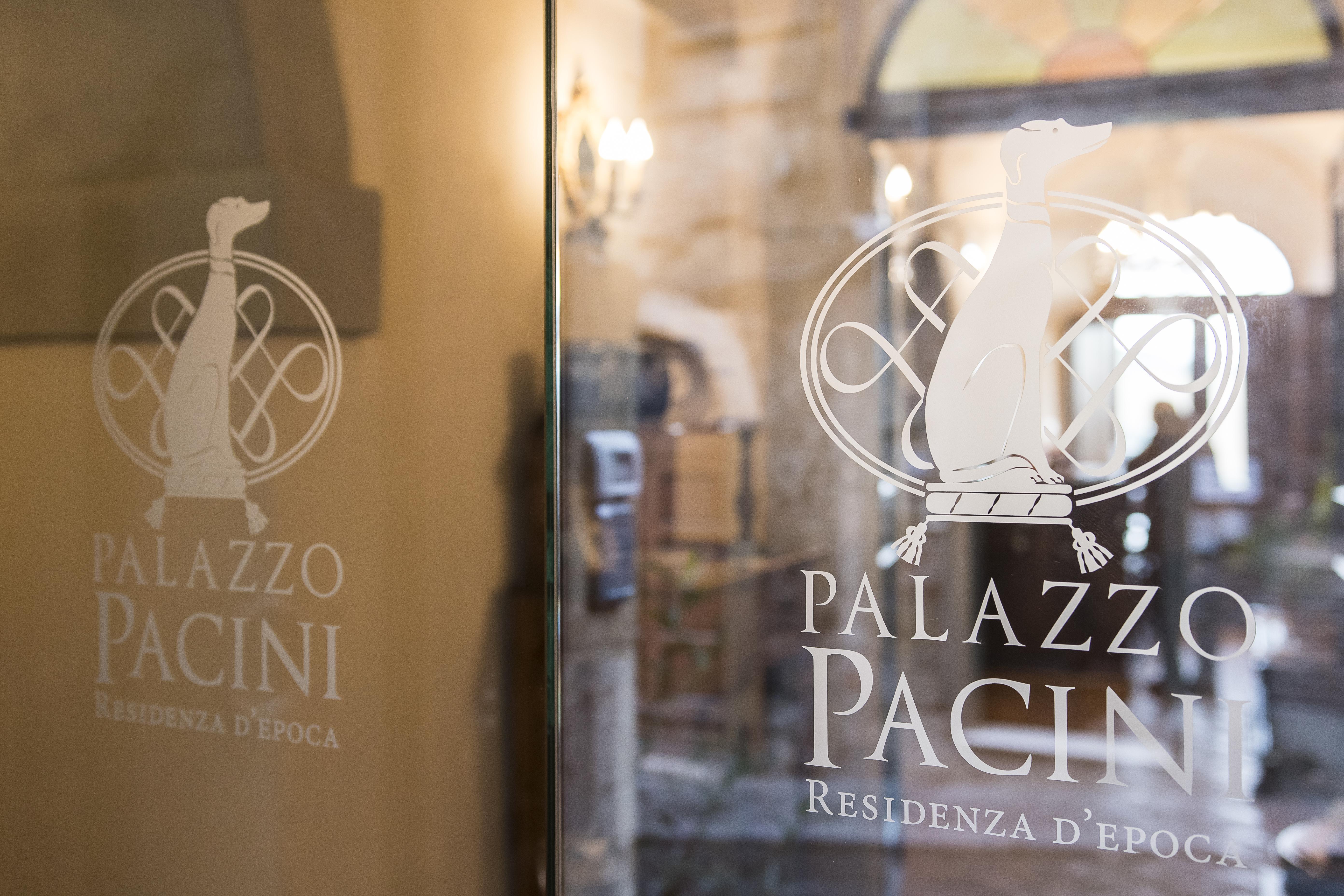 Готель Palazzo Pacini Колле-ді-Валь-д'Ельса Екстер'єр фото
