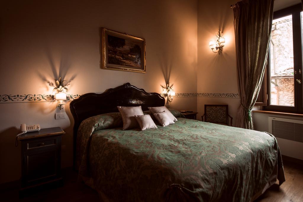 Готель Palazzo Pacini Колле-ді-Валь-д'Ельса Екстер'єр фото