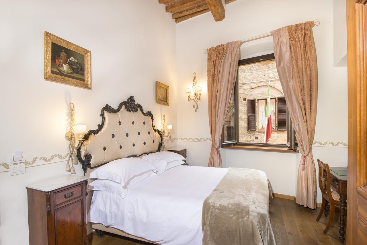 Готель Palazzo Pacini Колле-ді-Валь-д'Ельса Екстер'єр фото