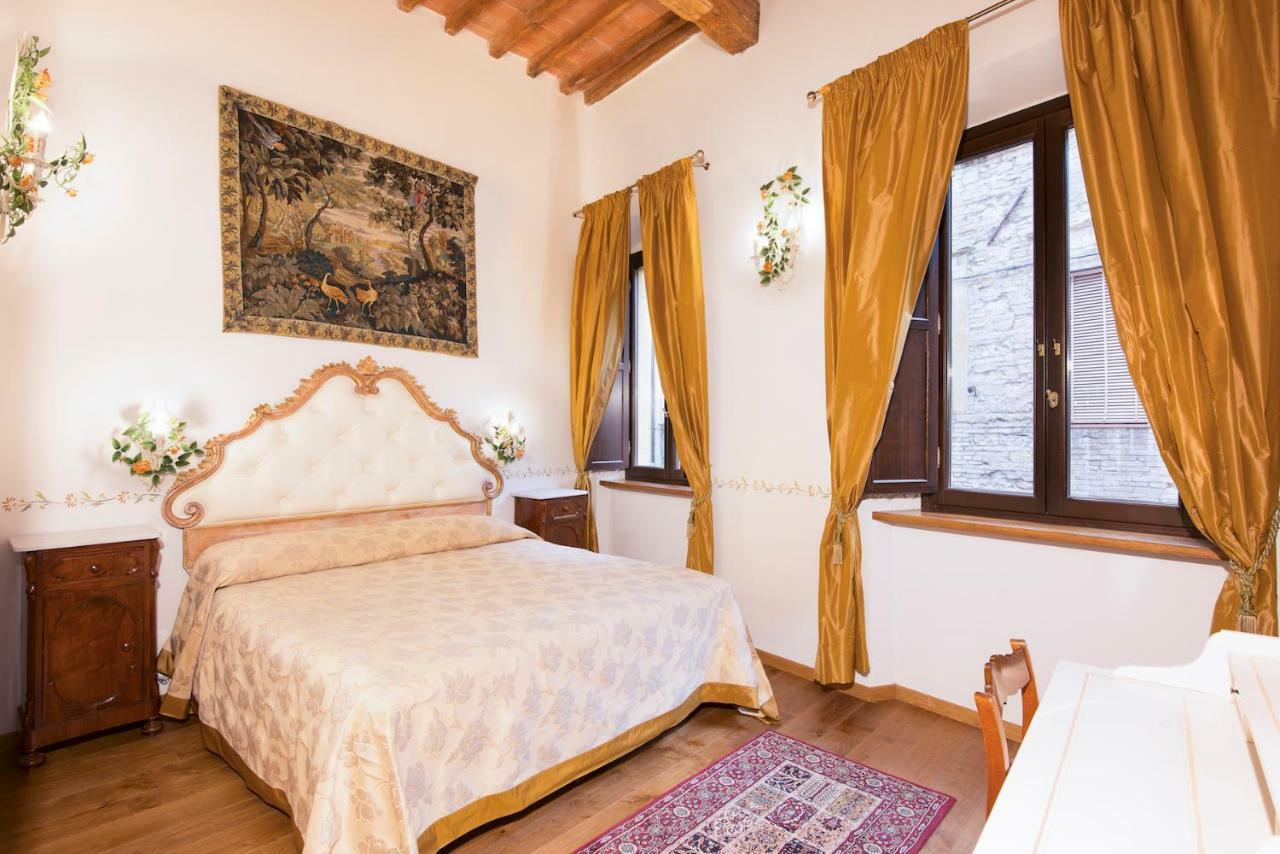 Готель Palazzo Pacini Колле-ді-Валь-д'Ельса Екстер'єр фото