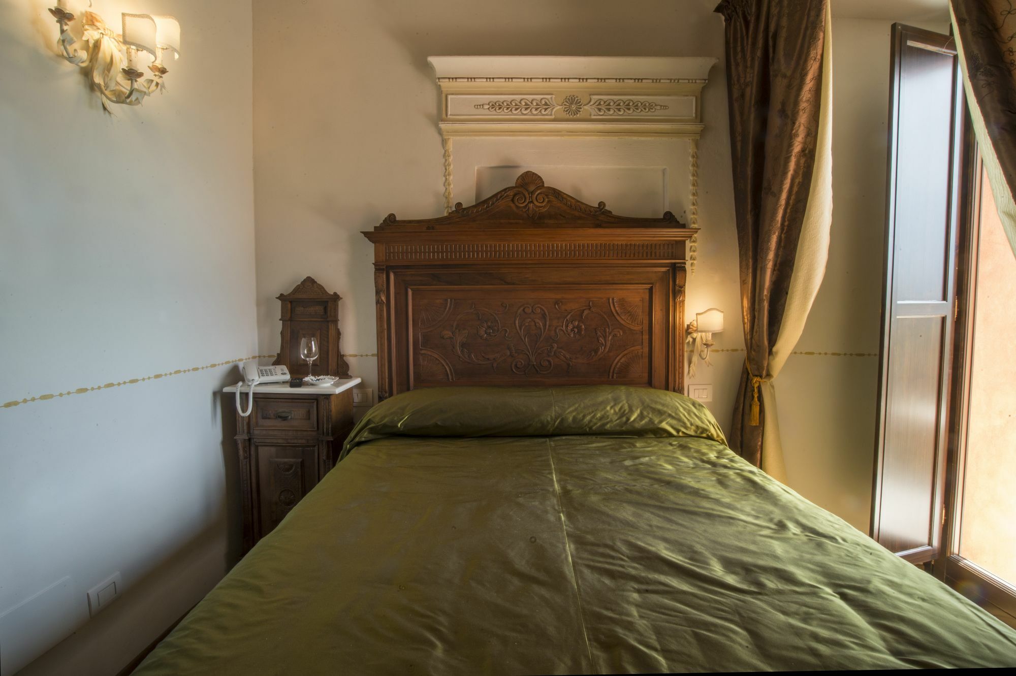 Готель Palazzo Pacini Колле-ді-Валь-д'Ельса Екстер'єр фото